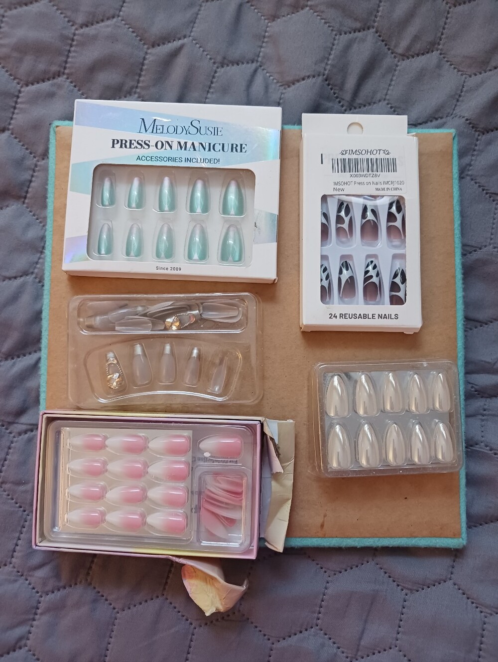 DRAMATIC Press-On Nails Lot , 5 Kits New Other